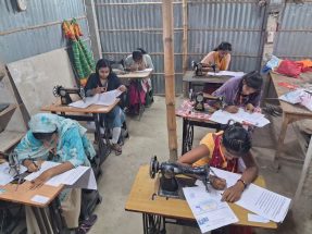 Authorized Computer Center Franchise Authorized Computer Center Franchise